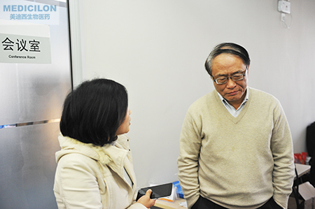 yl23455永利临床前副总裁顾性初博士为与会者答疑解惑