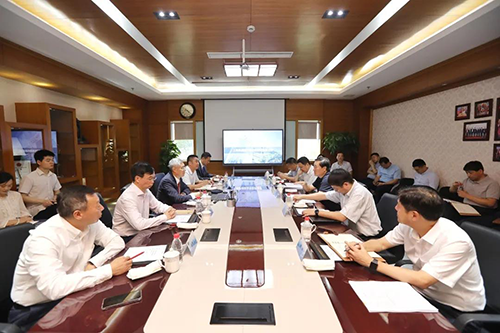 上海市委常委、浦东新戋戋委书记翁祖亮调研yl23455永利生物医药